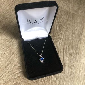 WORN ONCE. Sterling silver sapphire necklace.